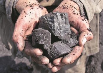 Govt lists reasons behind depleting of coal stocks