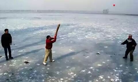 Hamam Gupshups’ to `Sheen Jung’:  Here are five pastimes that will make Chilla-i-Kalan enjoyable in Kashmir