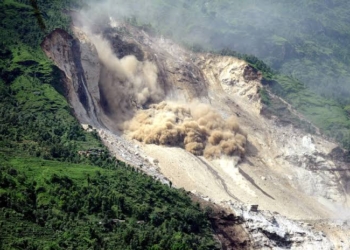 Landslides block Jammu-Srinagar national highway