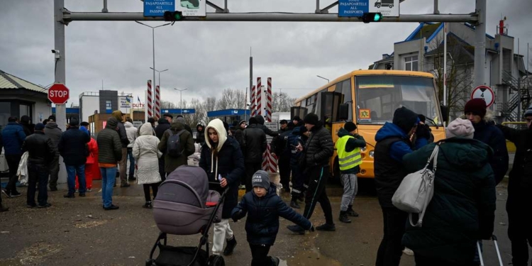 Sumy students reach New Delhi