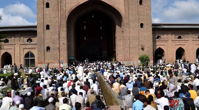 Eid ul Fitr prayers to be held in Srinagar Eidgah at 9:30 am