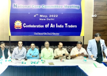 Kashmir businessman Farhan Kitab attends core committee meeting of CAIT