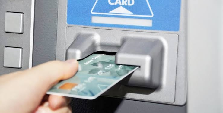J&K ATMs dispense over Rs 300 cr ahead of Eid-ul-Fitr