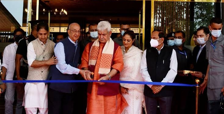 Kashmir gets its first Multiplex Cinema; J&K LG says every district to have 100-seater Cinema halls