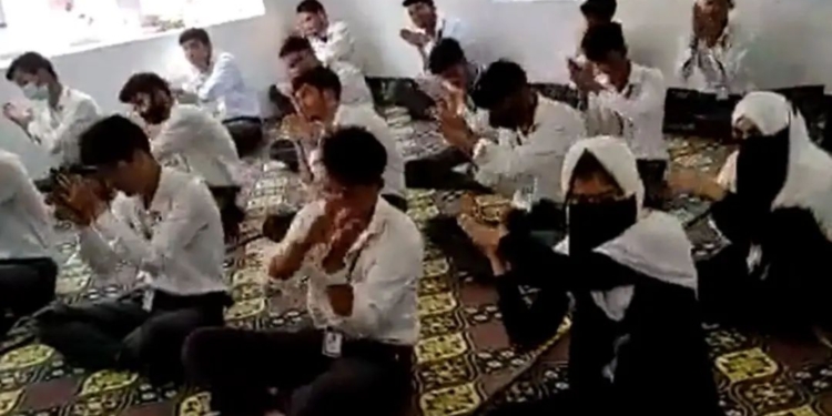 Stop singing Bhajans, Surya Namaskars in schools: MMU