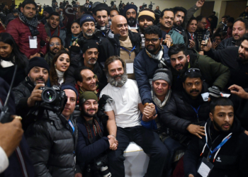 If J&K situation good, Amit Shah should walk from Jammu to Lal Chowk: Rahul