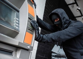 Thieves use gas cutter, decamp with ATM machine