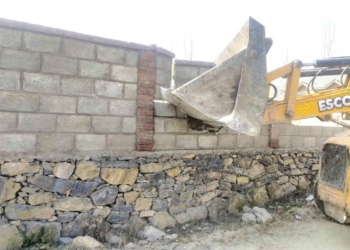 Bulldozer drive on property of ‘State land’ grabbed by Shabnam lone