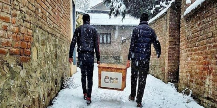Snowy days, meagre returns give Kashmir’s delivery drivers a bumpy ride