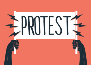 Rainawari residents protest against installation of Smart-meters