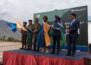 Ashok Leyland concludes 4000kms‘Manzil ka Safar’ at Leh