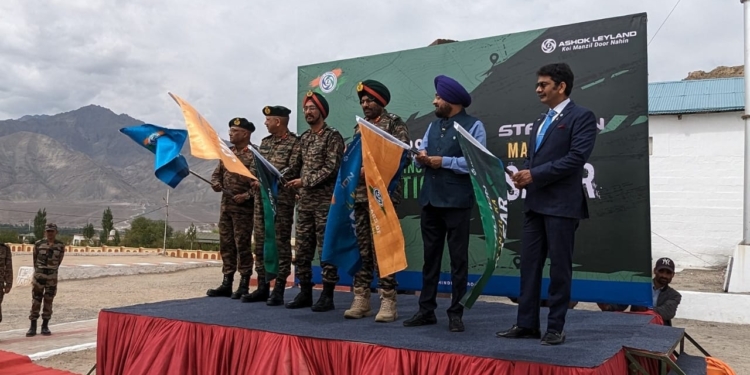 Ashok Leyland concludes 4000kms‘Manzil ka Safar’ at Leh