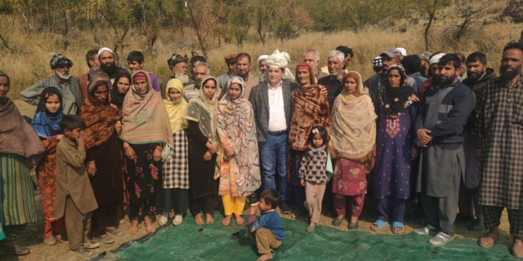 Meeting of NC and PDP leaders with LG, A Welcome Step: Ishfaq Jabbar