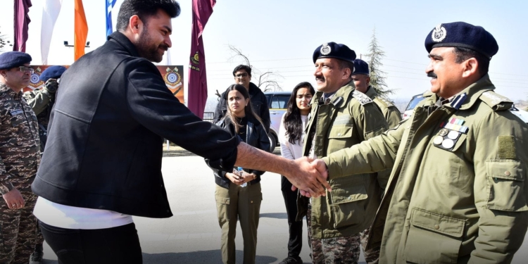 Varun Tej, Manushi Chhillar starrer Operation Valentine team visited the Pulwama memorial