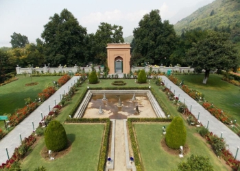 Floriculture Deptt revises entry fee for all parks, gardens