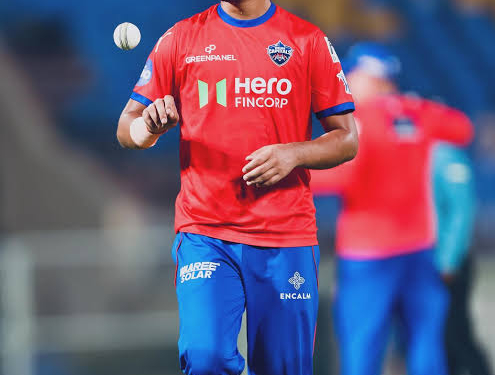 Rasikh Salam Dar reprimanded for breaching IPL Code of Conduct during DC vs GT clash