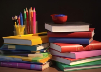 The Textbook Racket: How Kashmir’s Educational System Bleeds Parents Dry