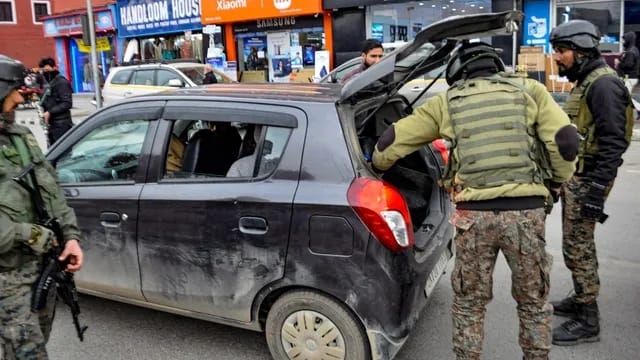 Security beefed up in Kashmir valley ahead of Republic Day celebrations