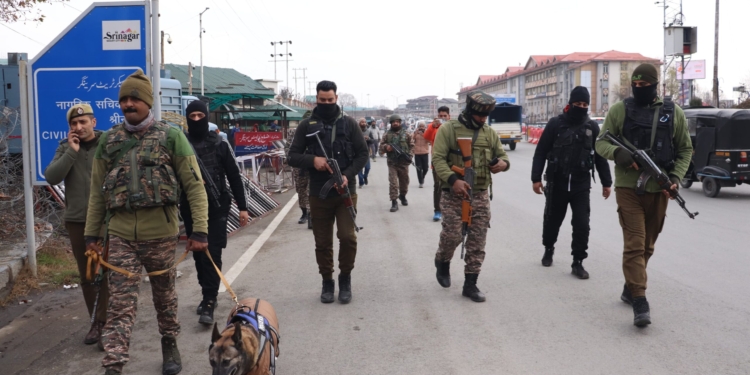 Security Grid Intensifies Checks Across Srinagar