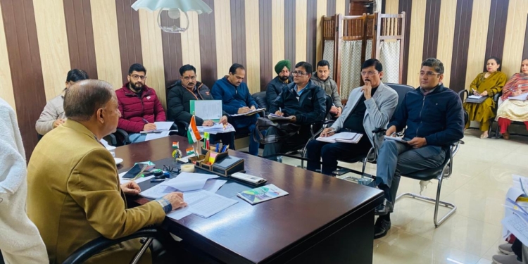 From Farm to Fortune: J&K Sericulture Director Pushes Silk Farming as Livelihood Opportunity