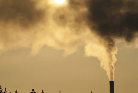 Air quality turns ‘severe’ as AQI nears 300 in Valley