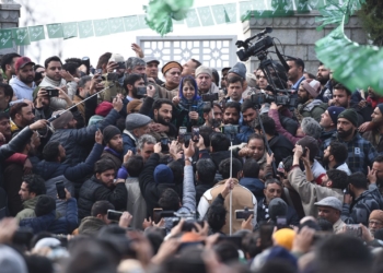 Mehbooba Mufti Breaks Down Remembering Late Mufti Mohammad Sayeed