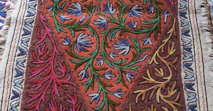 Kashmir’s Namda Craft Gets a Fresh Spin as In-House Wool Carding Boosts Artisans