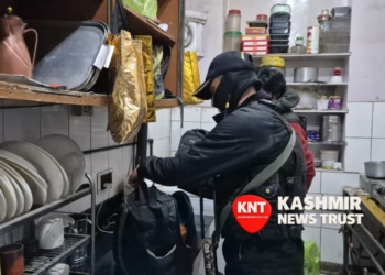 Flash Cordon-and-Search Operation Conducted at Lal Chowk, Hotels Checked
