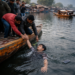 19-Year-Old Kupwara Youth Drowns in Dal Lake After Shikara Overturns While Taking Selfie