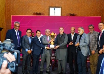 CM Omar attends Axis Bank Meet on scaling Tourism and Local Businesses in J&K