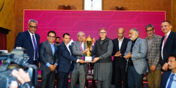 CM Omar attends Axis Bank Meet on scaling Tourism and Local Businesses in J&K
